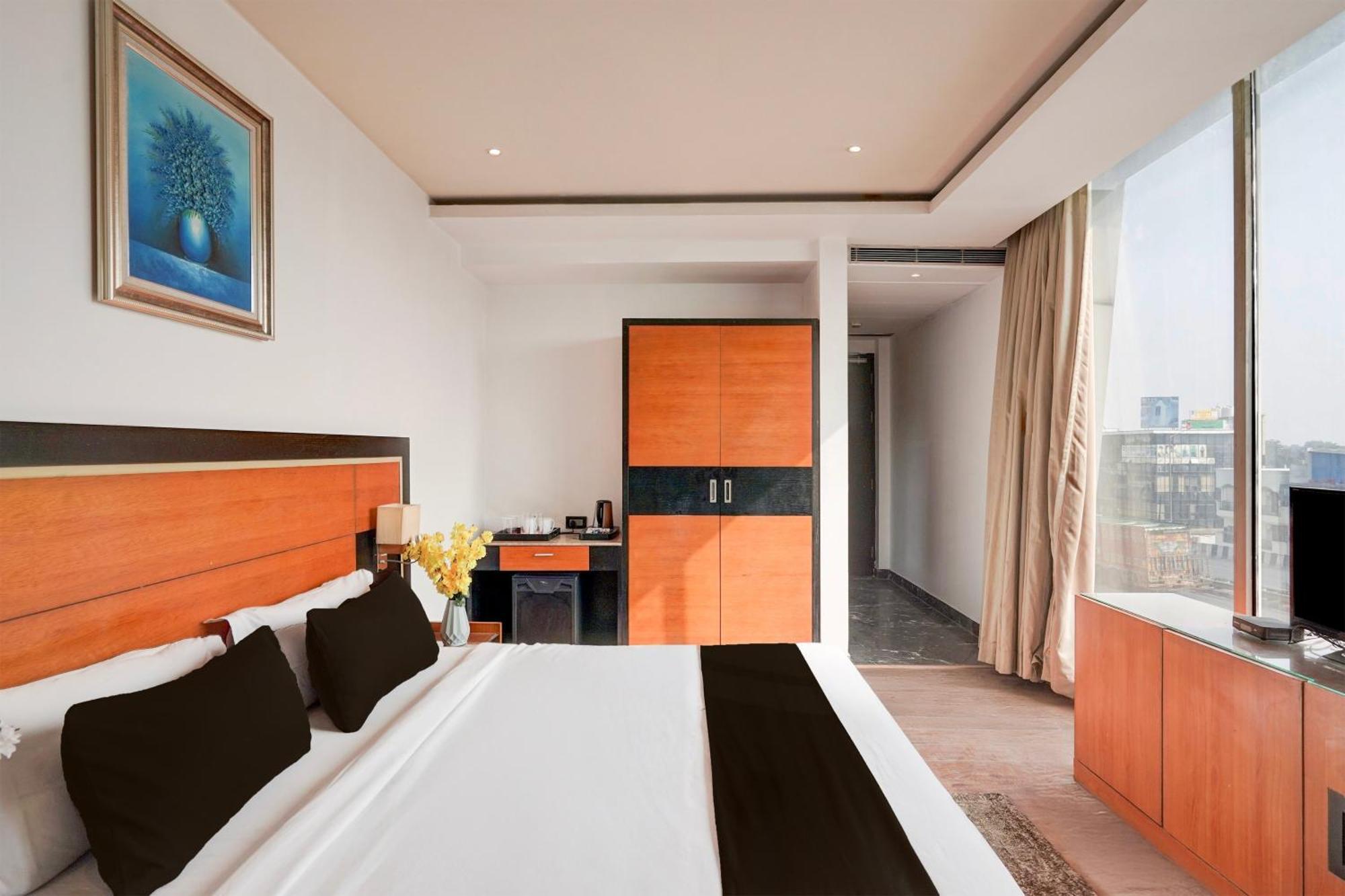 Townhouse Oak Agra Near Sultanganj Puliya Formerly Bb Grand Exteriér fotografie