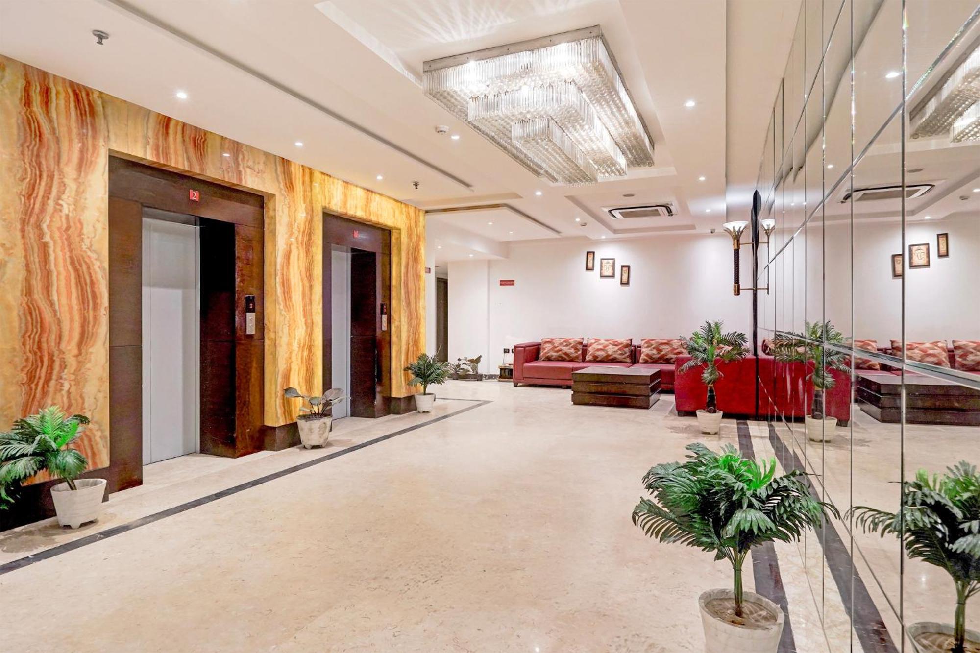 Townhouse Oak Agra Near Sultanganj Puliya Formerly Bb Grand Exteriér fotografie